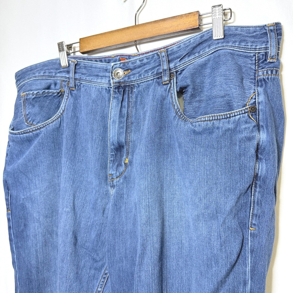 Tommy Bahama Cayman Island Relaxed Fit Jeans Blue Medium Wash Mens 42x26 Hemmed